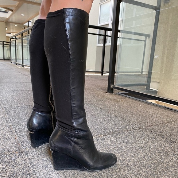 Michael Kors - black leather wedge boots - size 5.5 - used with box - Picture 10 of 11